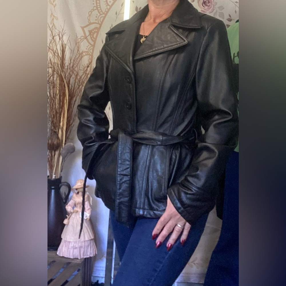 Vintage 1985 Classic Wilson's Moto Leather Maxima Jacket with Waist Belt Size M